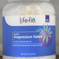 Life-Flo Magnesium Flakes 2.75 Lbs Magnesium Chloride Brine Body Soak Zechstein