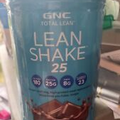 GNC Total Lean, Lean Shake 25, Rich Chocolate, 22.01 oz, 1.38 lb, Exp 11/09/2023