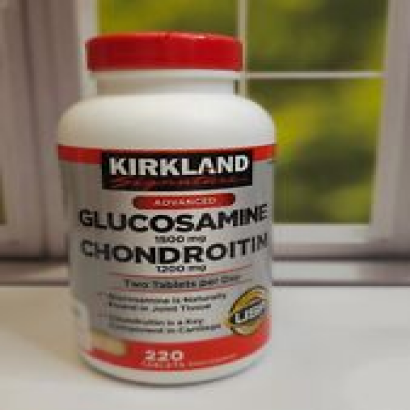 Kirkland Signature Glucosamine & Chondroitin 220 Tablets Exp: 03/2026