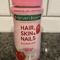 Natures Bounty Optimal Solutions Hair-Skin Nails 2,500 MCG Biotin Strawberry