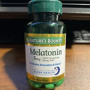 Nature's Bounty Melatonin 5mg 90 Softgels Relaxation & Sleep Aid Sealed New