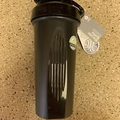 “NEW” BlenderBottle Classic Loop Top Shaker Bottle, 28-Ounce, Full Color Black